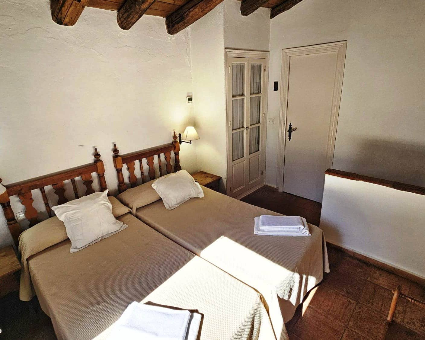 25 soveværelse Hotel til salg i Aracena med swimmingpool - € 3.500.000 (Ref: 8900870)