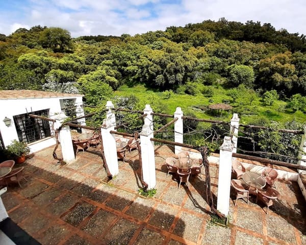 25 bedroom Hotel for sale in Aracena with pool - € 3,500,000 (Ref: 8900870)