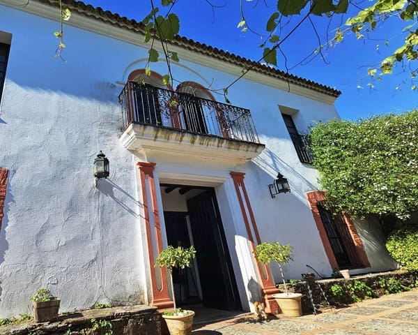 25 bedroom Hotel for sale in Aracena with pool - € 3,500,000 (Ref: 8900870)