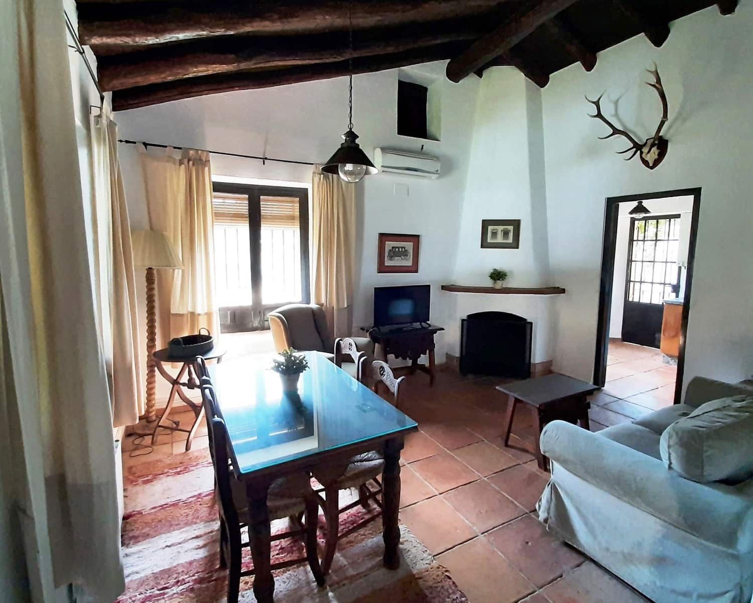 25 soveværelse Hotel til salg i Aracena med swimmingpool - € 3.500.000 (Ref: 8900870)