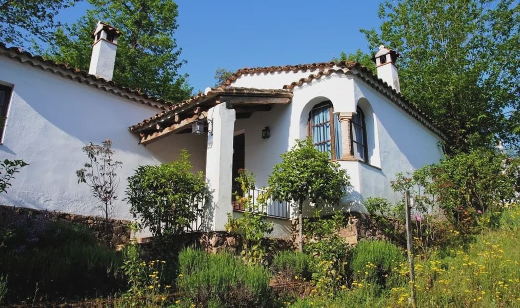 25 quarto Hotel para venda em Aracena com piscina - 3 500 000 € (Ref: 8900870)