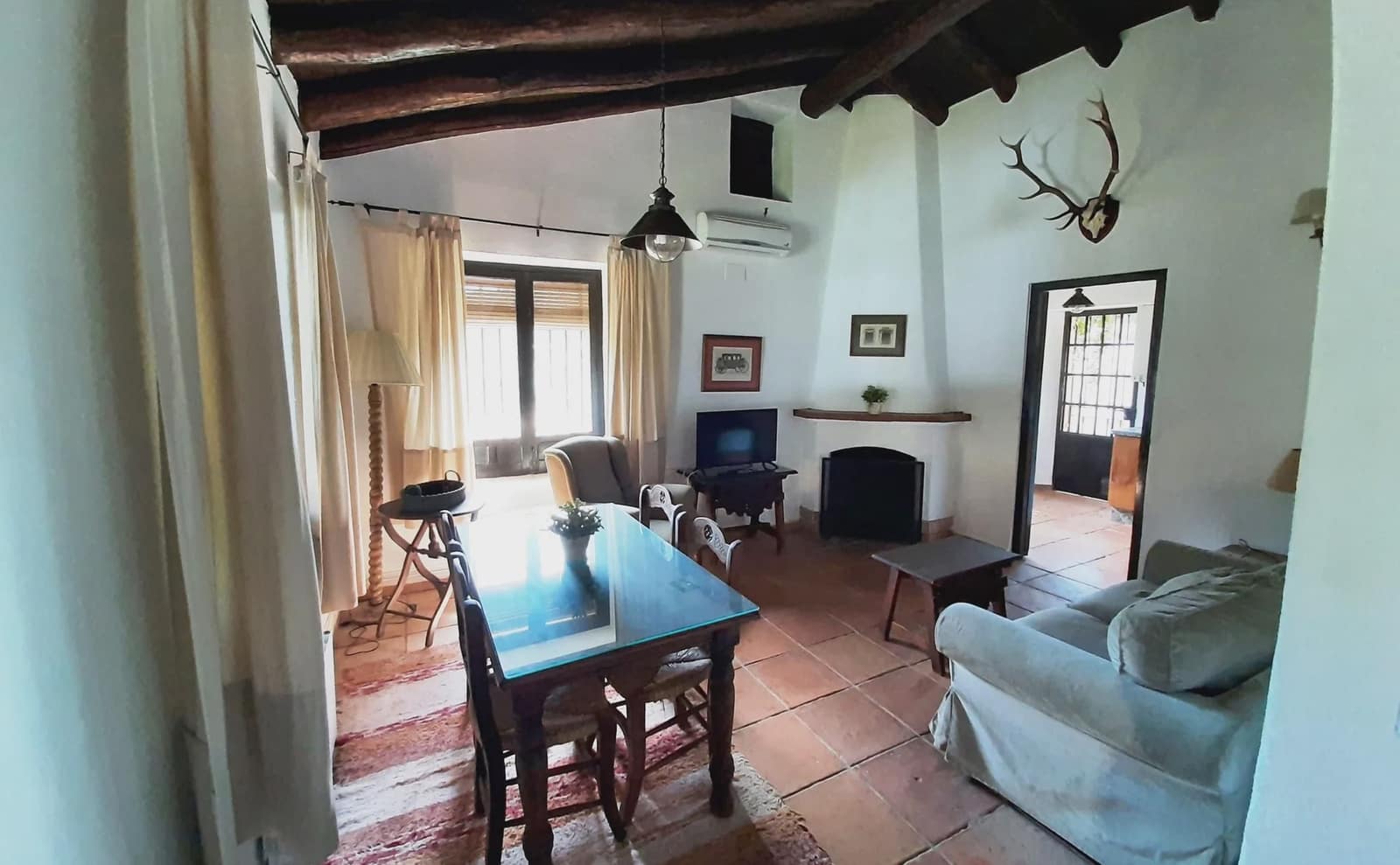 25 quarto Hotel para venda em Aracena com piscina - 3 500 000 € (Ref: 8900870)