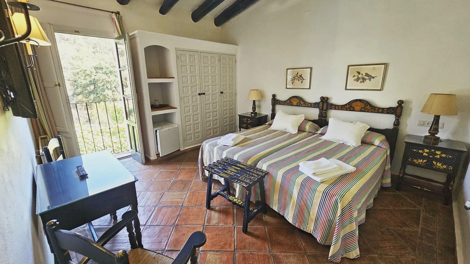 25 quarto Hotel para venda em Aracena com piscina - 3 500 000 € (Ref: 8900870)