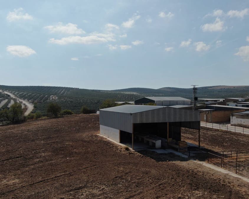 5 soveværelse Finca/Landehus til salg i La Puebla de Cazalla med swimmingpool - € 900.000 (Ref: 8917440)