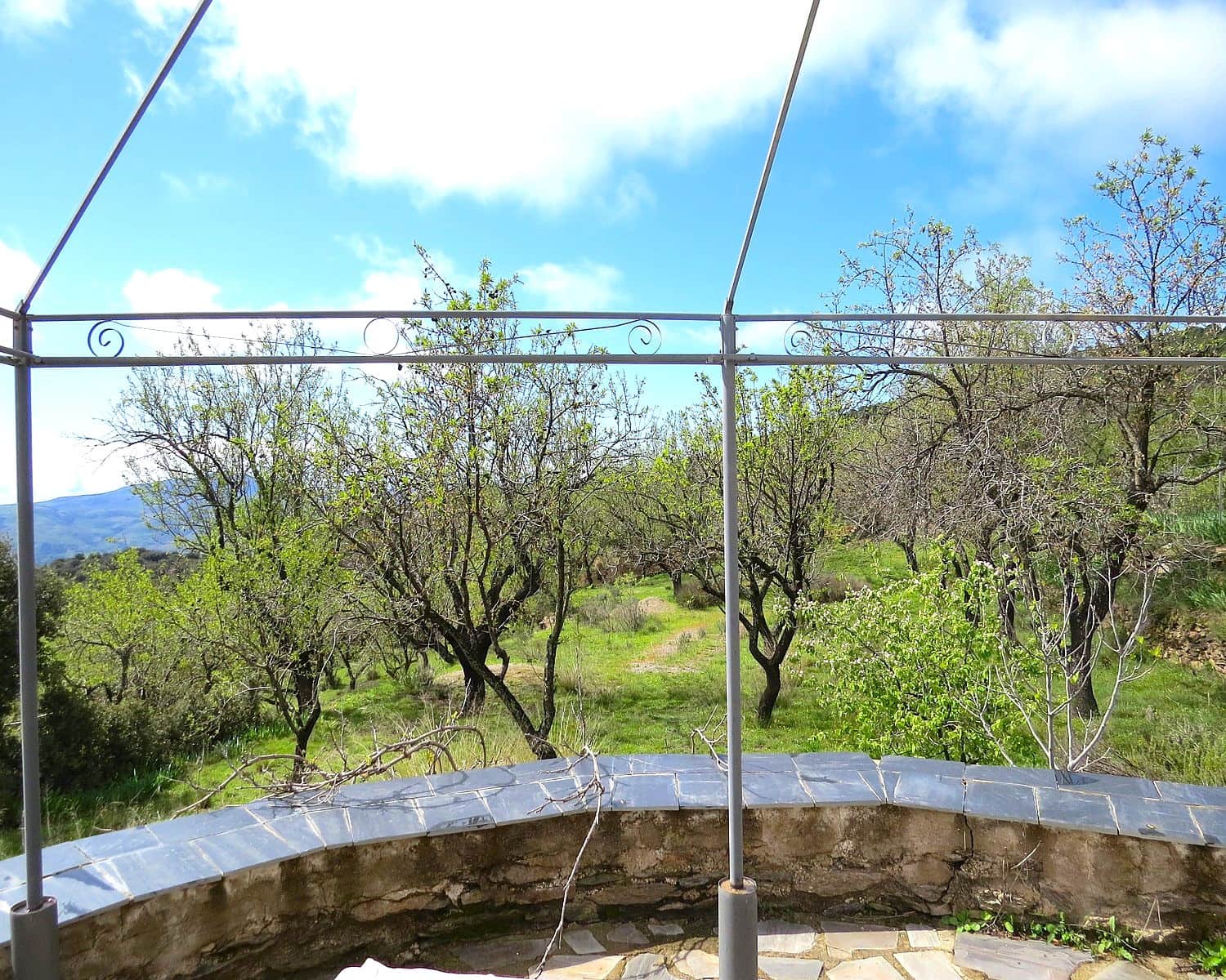 2 soveværelse Finca/Landehus til salg i Mecina Bombaron - € 80.000 (Ref: 9078335)