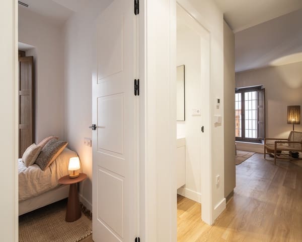 2 bedroom Apartment for sale in Granada city - € 265,000 (Ref: 9203318)