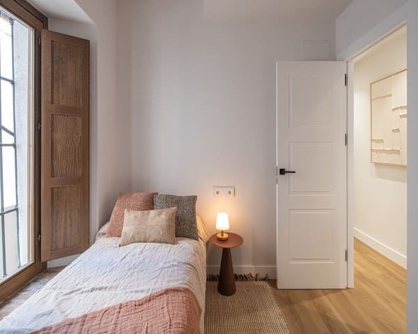 2 bedroom Apartment for sale in Granada city - € 265,000 (Ref: 9203318)