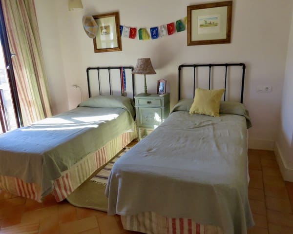 4 bedroom Townhouse for sale in Osuna - € 425,000 (Ref: 9245709)