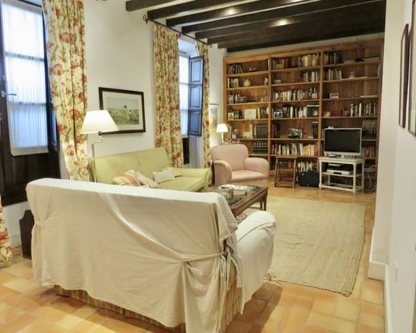 4 bedroom Townhouse for sale in Osuna - € 425,000 (Ref: 9245709)