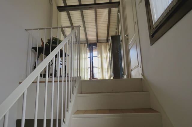 4 makuuhuone Omakotitalo myytävänä paikassa Osuna - 425 000 € (Ref: 9245709)