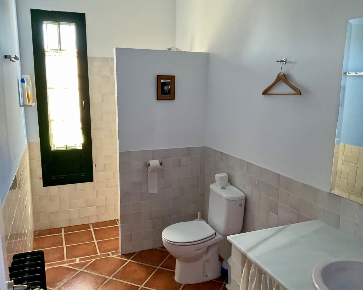 5 soveværelse Finca/Landehus til salg i Cazalla de la Sierra med swimmingpool garage - € 550.000 (Ref: 9248917)