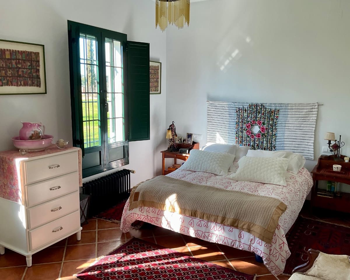 5 soveværelse Finca/Landehus til salg i Cazalla de la Sierra med swimmingpool garage - € 550.000 (Ref: 9248917)