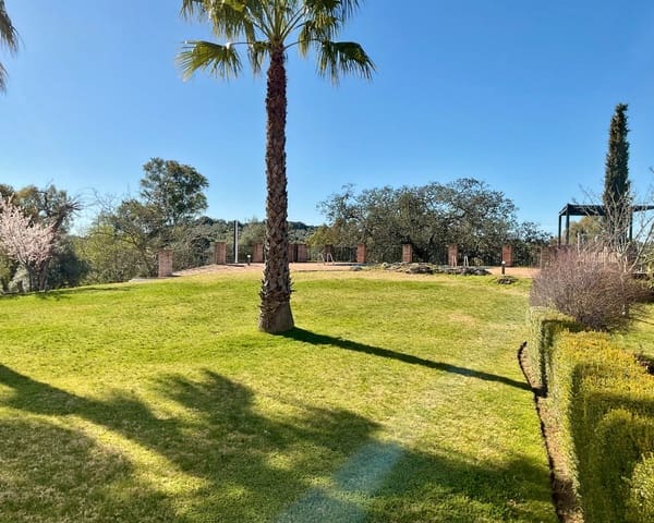 5 bedroom Finca/Country House for sale in Cazalla de la Sierra with pool garage - € 550,000 (Ref: 9248917)