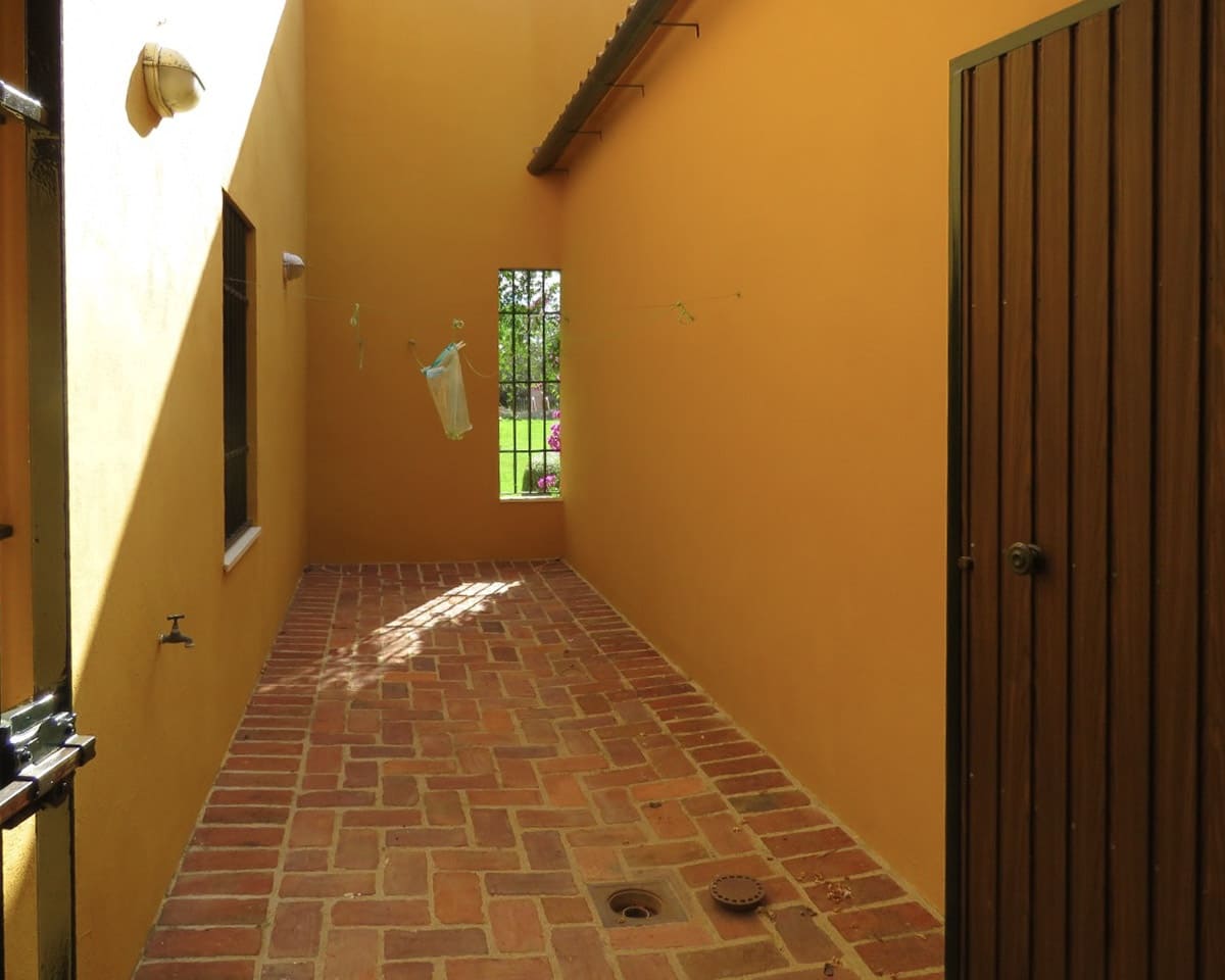 5 soveværelse Finca/Landehus til salg i Cazalla de la Sierra med swimmingpool garage - € 550.000 (Ref: 9248917)