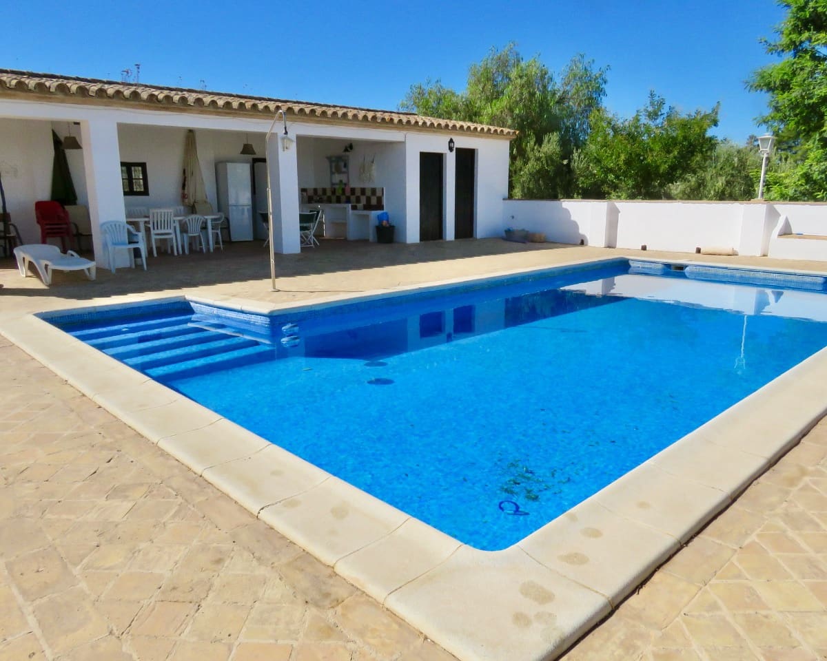 7 soverom Finca/Herregård til salgs i Osuna med svømmebasseng - € 750 000 (Ref: 9268987)