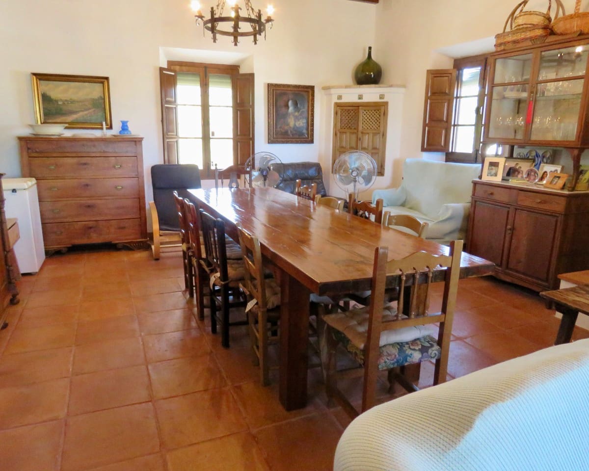 7 soverom Finca/Herregård til salgs i Osuna med svømmebasseng - € 750 000 (Ref: 9268987)