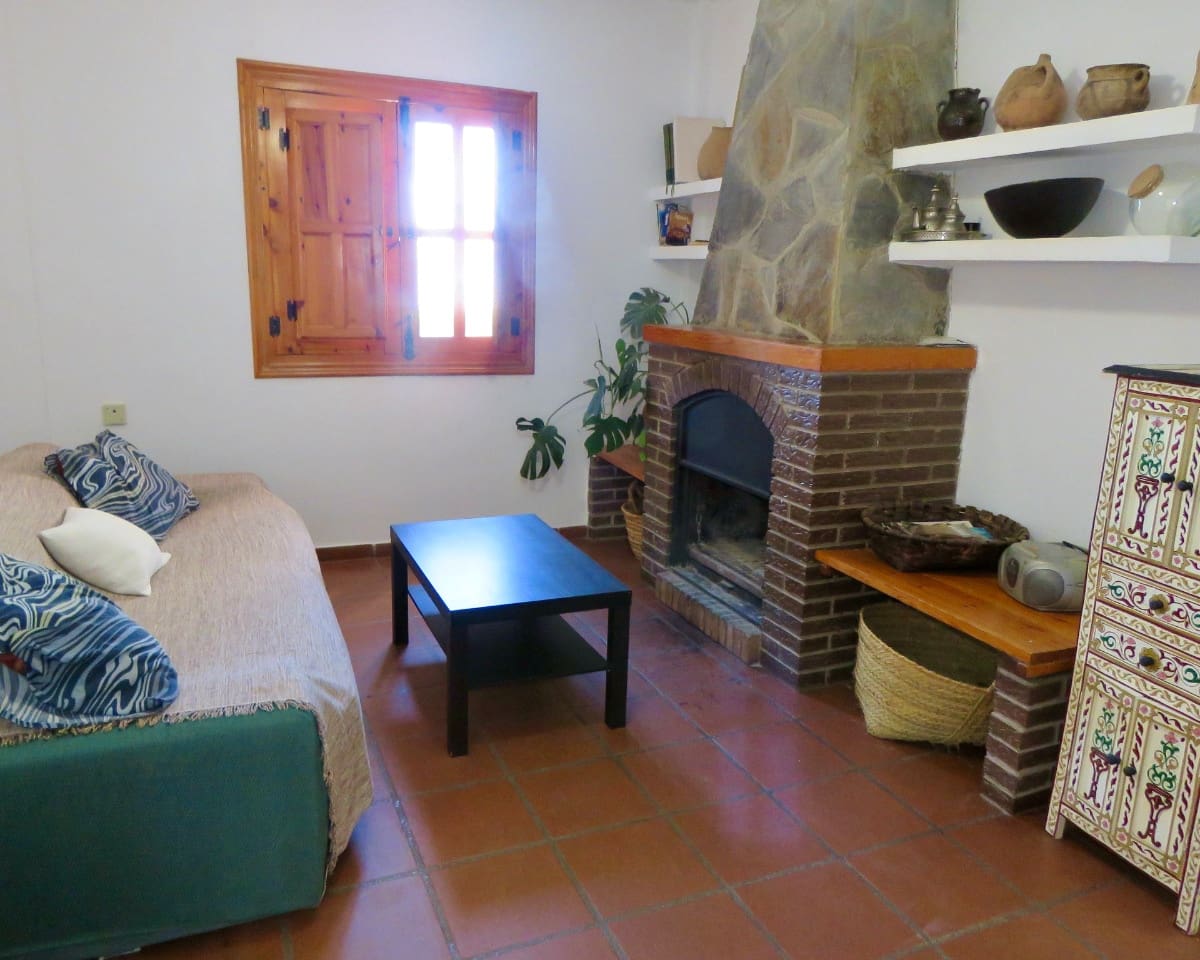 4 soveværelse Finca/Landehus til salg i Carataunas med swimmingpool garage - € 230.000 (Ref: 9270542)