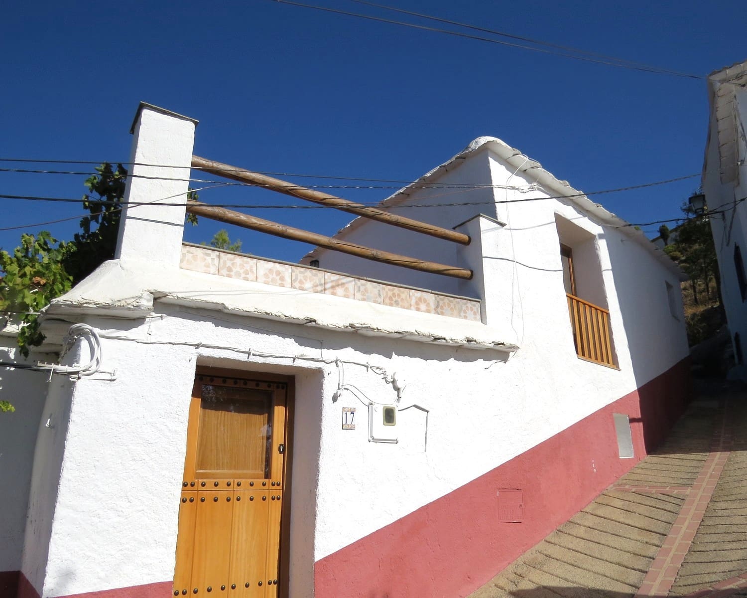 3 makuuhuone Omakotitalo myytävänä paikassa Narila - 150 000 € (Ref: 9347982)