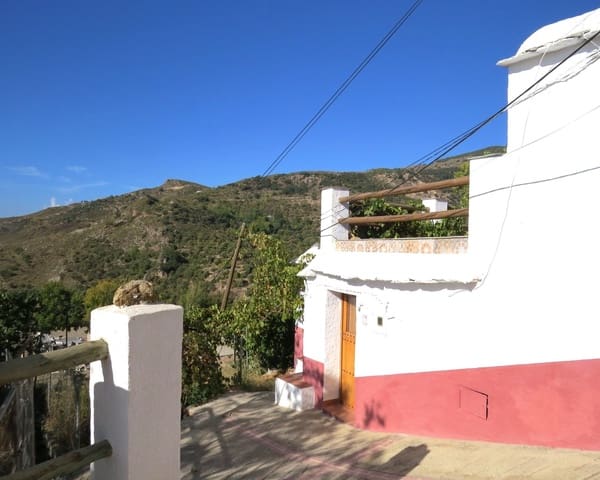 3 makuuhuone Omakotitalo myytävänä paikassa Narila, Cádiar - 150 000 € (Ref: 9347982)