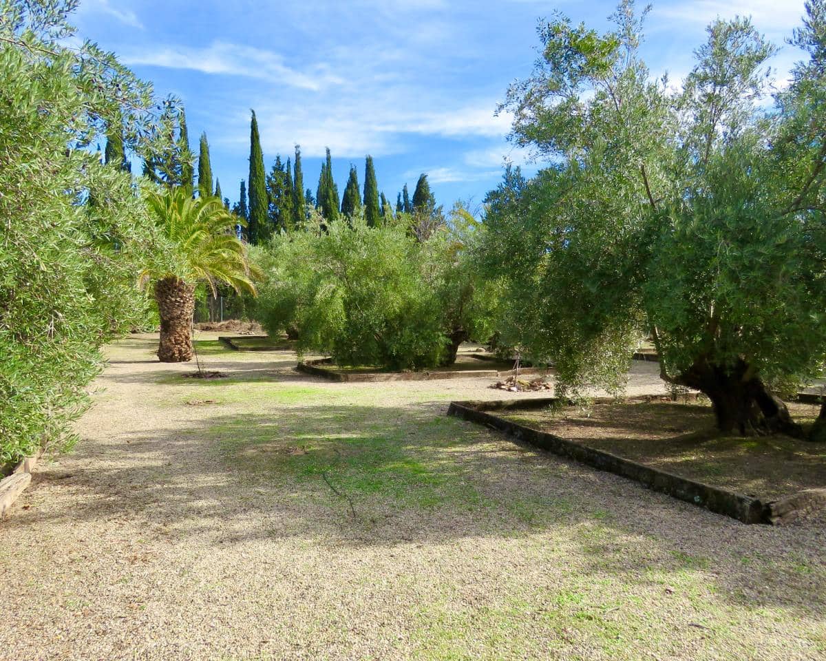 20 soverom Finca/Herregård til salgs i Ubeda med svømmebasseng - € 849 000 (Ref: 9395498)