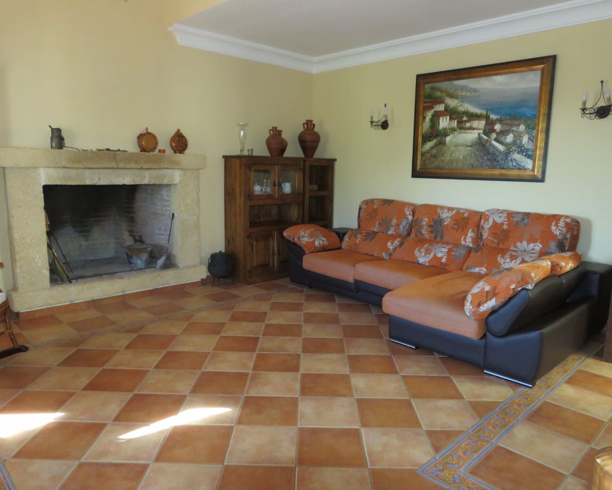3 bedroom Finca/Country House for sale in Las Navas de la Concepcion with garage - € 270,000 (Ref: 9397984)