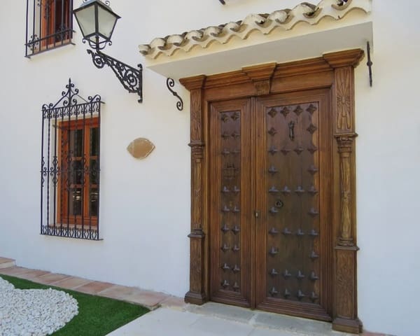 3 sypialnia Finka/Dom wiejski na sprzedaż w Loja - 277 000 € (Ref: 9404741)