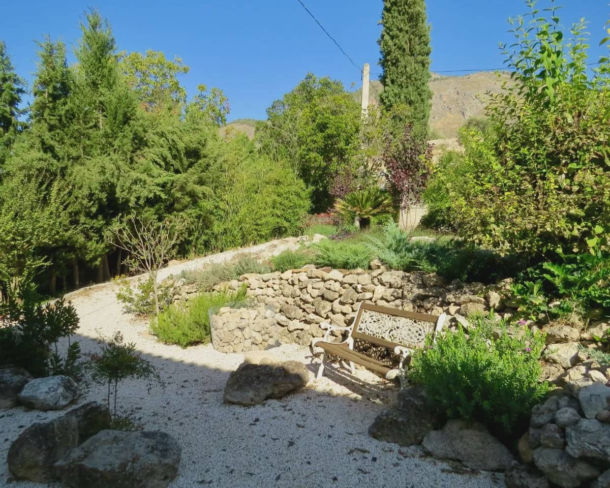 3 soveværelse Finca/Landehus til salg i Loja - € 277.000 (Ref: 9404741)