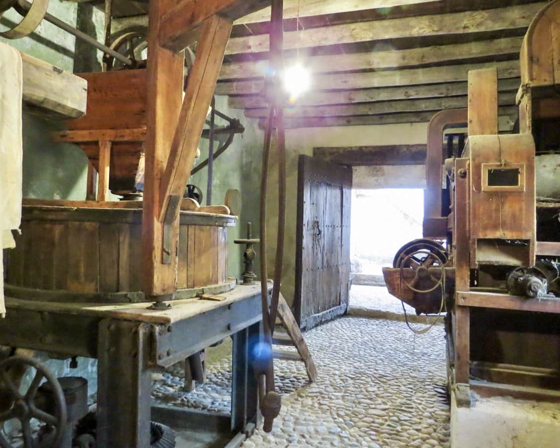 5 bedroom Finca/Country House for sale in Algarinejo - € 750,000 (Ref: 9412938)