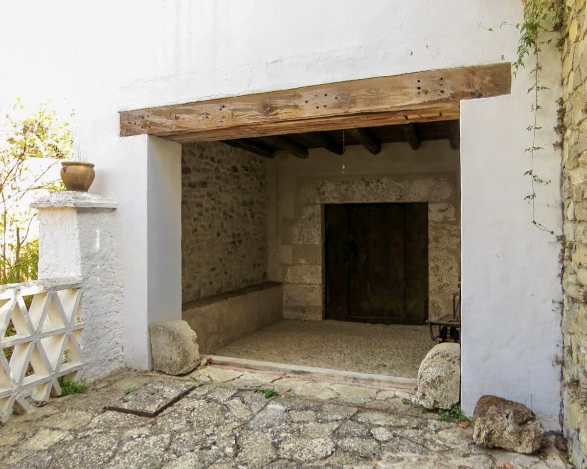 5 bedroom Finca/Country House for sale in Algarinejo - € 750,000 (Ref: 9412938)