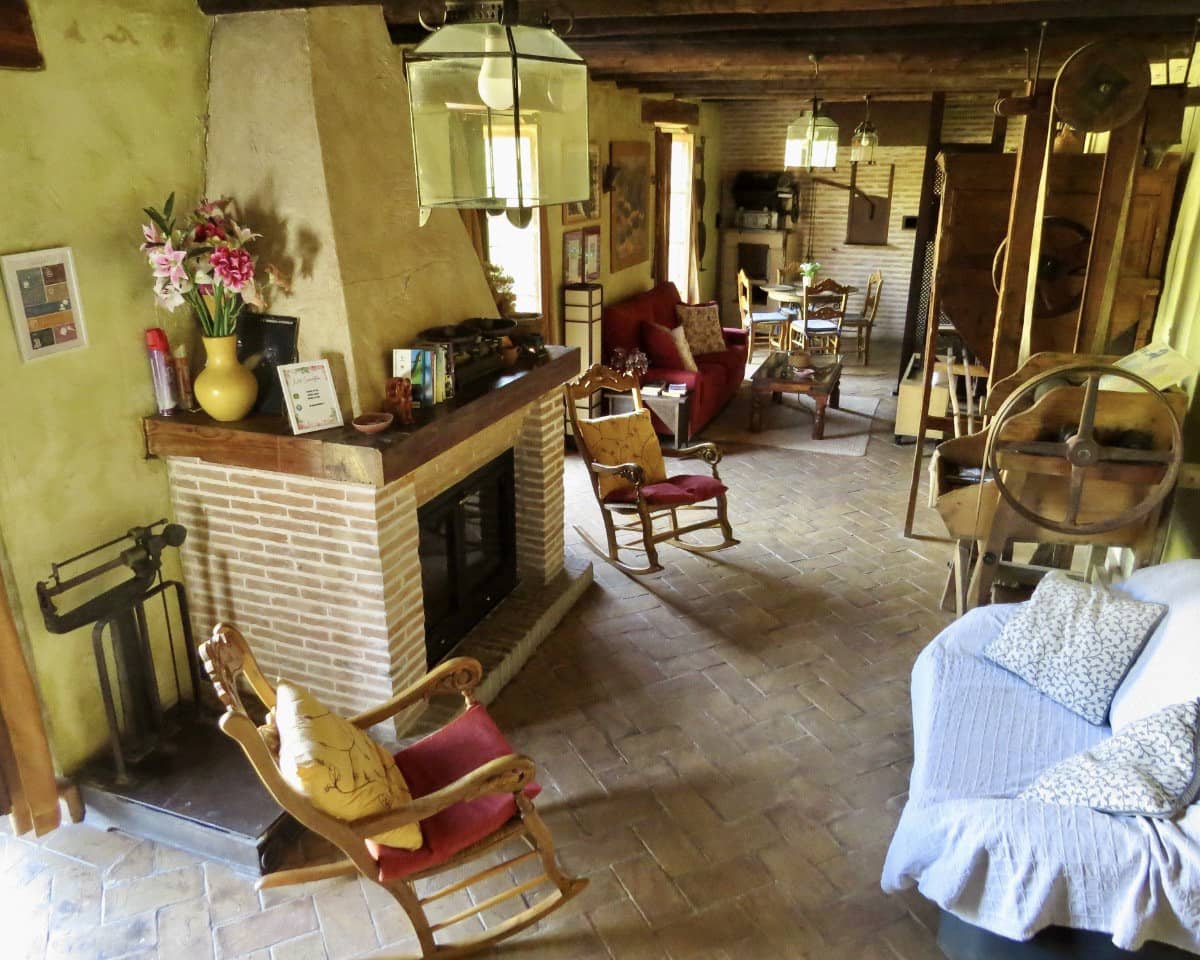 5 bedroom Finca/Country House for sale in Algarinejo - € 750,000 (Ref: 9412938)