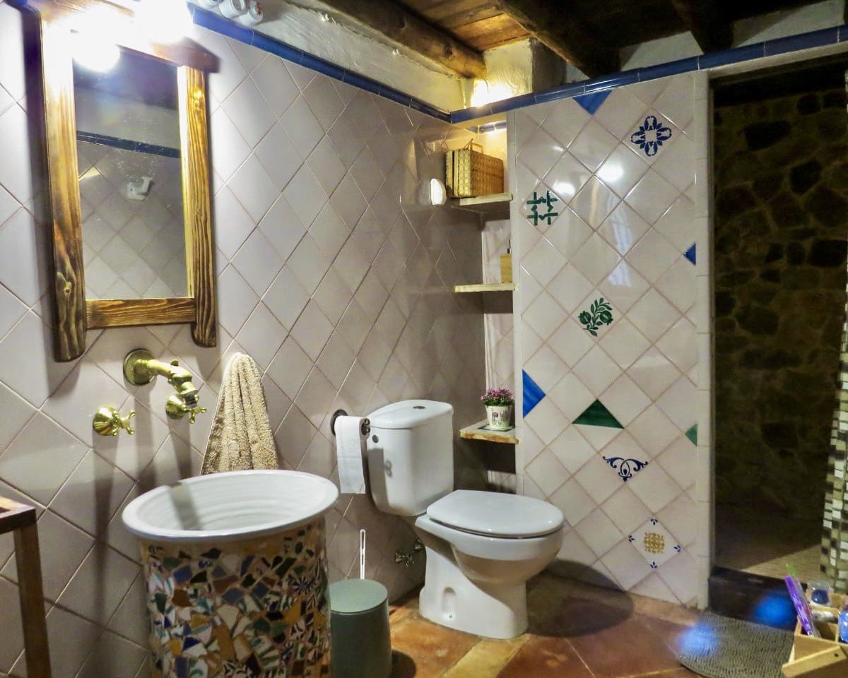 5 bedroom Finca/Country House for sale in Algarinejo - € 750,000 (Ref: 9412938)