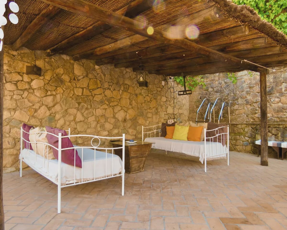 5 bedroom Finca/Country House for sale in Algarinejo with pool - € 750,000 (Ref: 9412938)