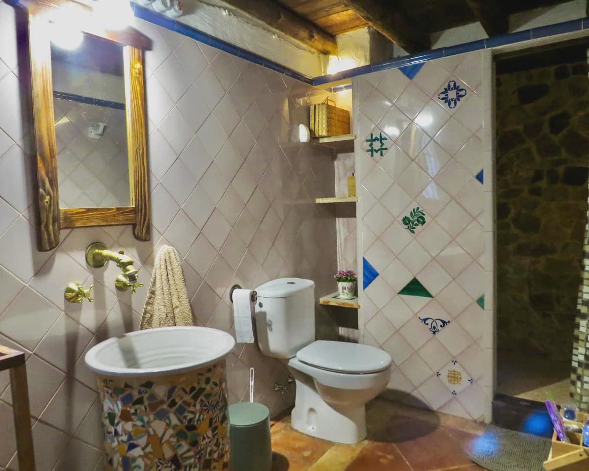 5 bedroom Finca/Country House for sale in Algarinejo with pool - € 750,000 (Ref: 9412938)