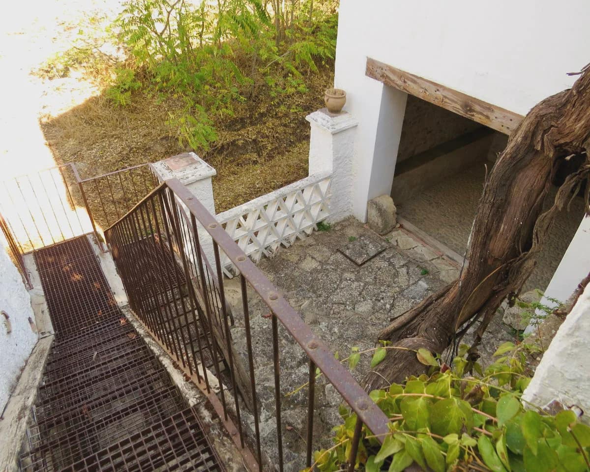5 bedroom Finca/Country House for sale in Algarinejo with pool - € 750,000 (Ref: 9412938)