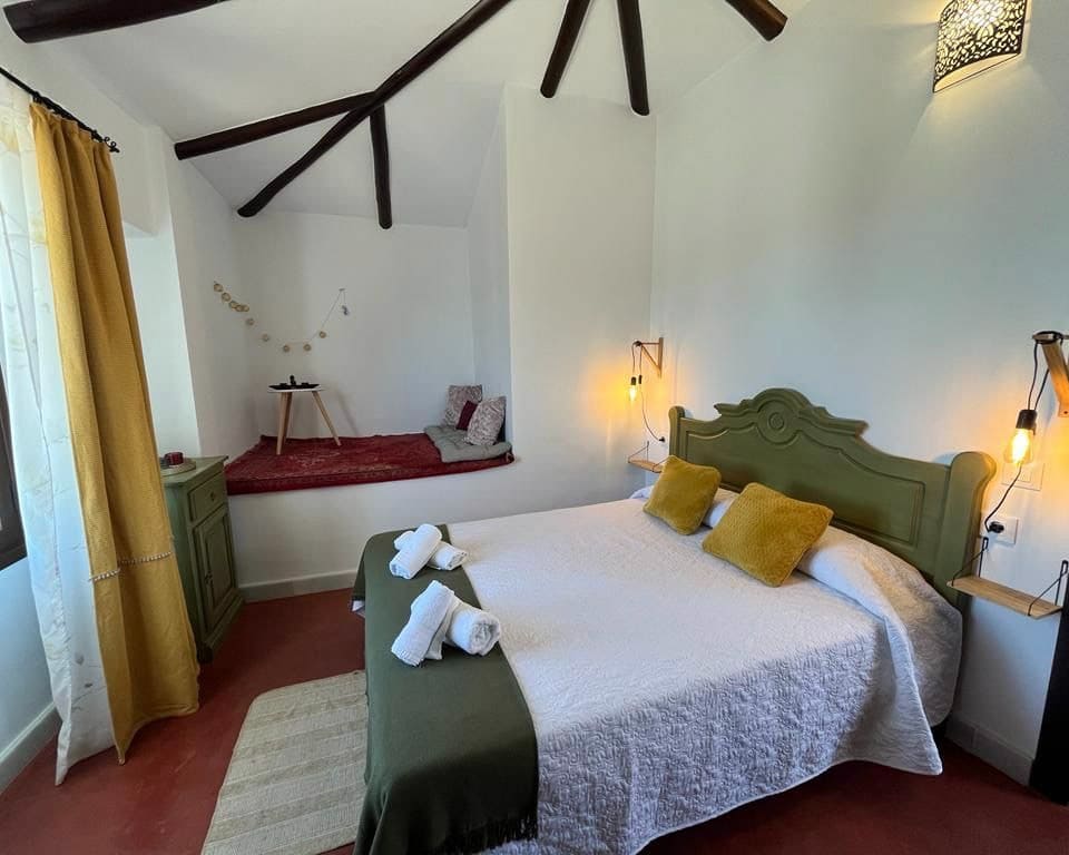 10 slaapkamer Finca/Landhuis te koop in Lucena met zwembad - € 1.200.000 (Ref: 9428141)