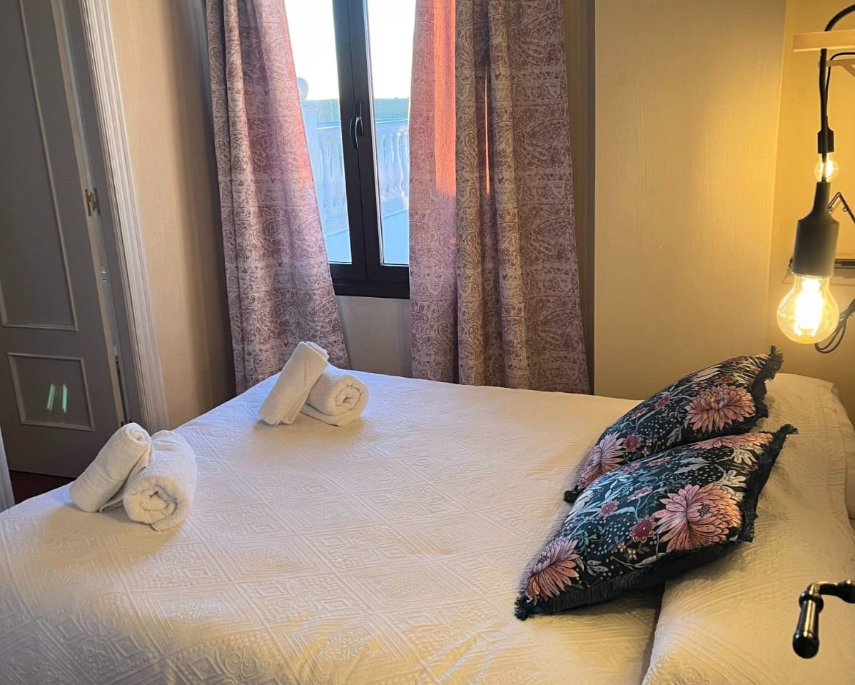 10 slaapkamer Finca/Landhuis te koop in Lucena met zwembad - € 1.200.000 (Ref: 9428141)