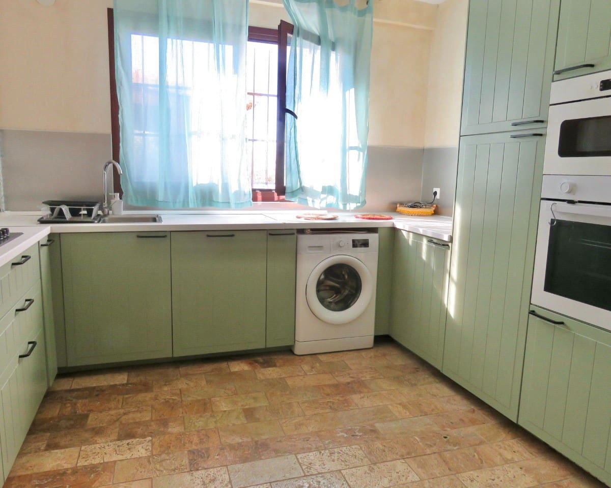 10 slaapkamer Finca/Landhuis te koop in Lucena met zwembad - € 1.200.000 (Ref: 9428141)