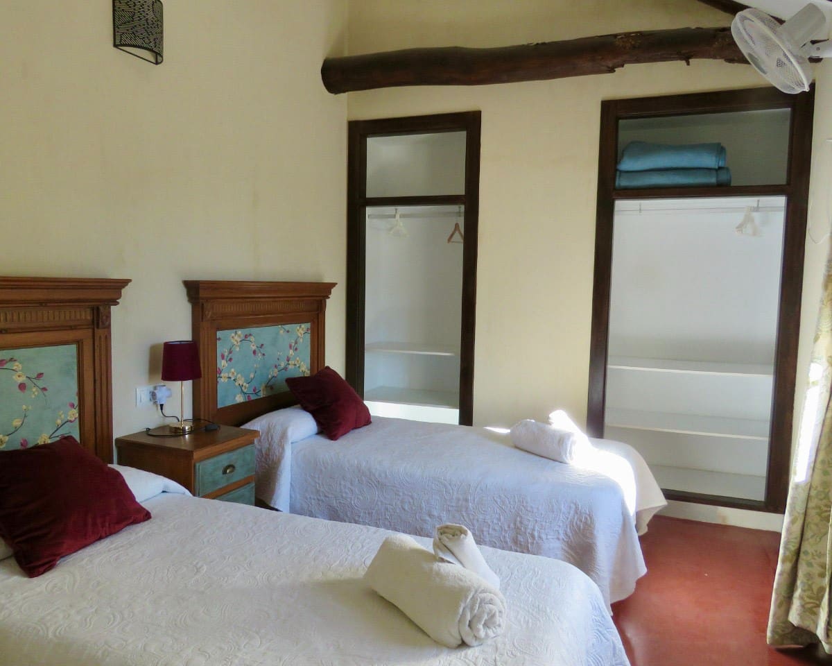 10 slaapkamer Finca/Landhuis te koop in Lucena met zwembad - € 1.200.000 (Ref: 9428141)