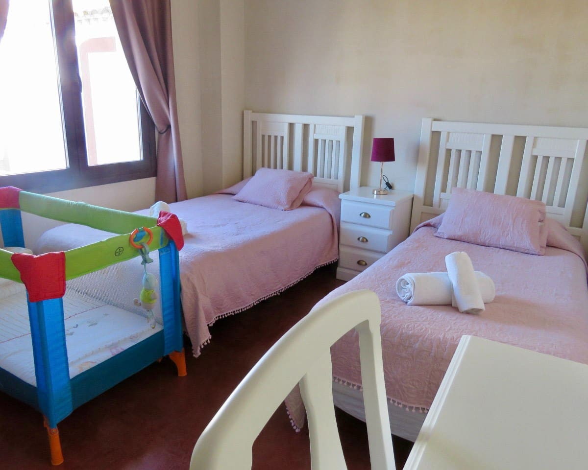 10 slaapkamer Finca/Landhuis te koop in Lucena met zwembad - € 1.200.000 (Ref: 9428141)