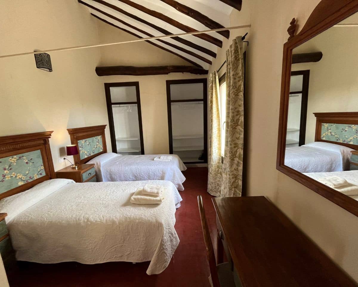 10 slaapkamer Finca/Landhuis te koop in Lucena met zwembad - € 1.200.000 (Ref: 9428141)