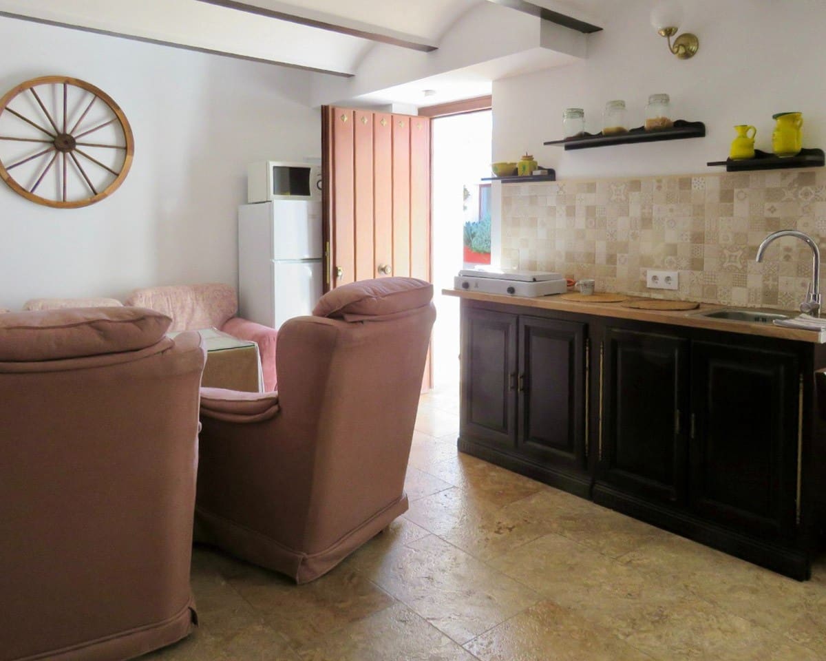 10 slaapkamer Finca/Landhuis te koop in Lucena met zwembad - € 1.200.000 (Ref: 9428141)