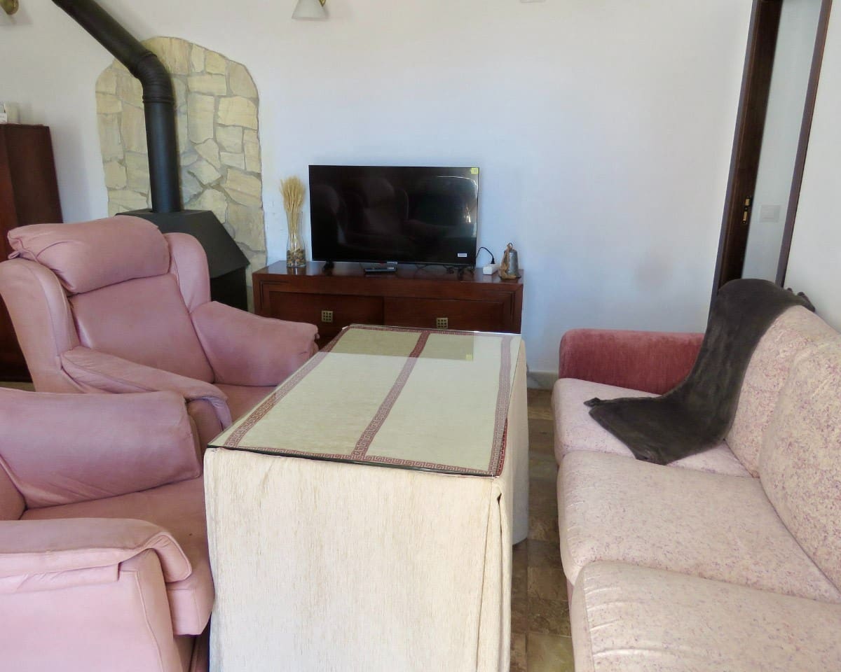 10 slaapkamer Finca/Landhuis te koop in Lucena met zwembad - € 1.200.000 (Ref: 9428141)