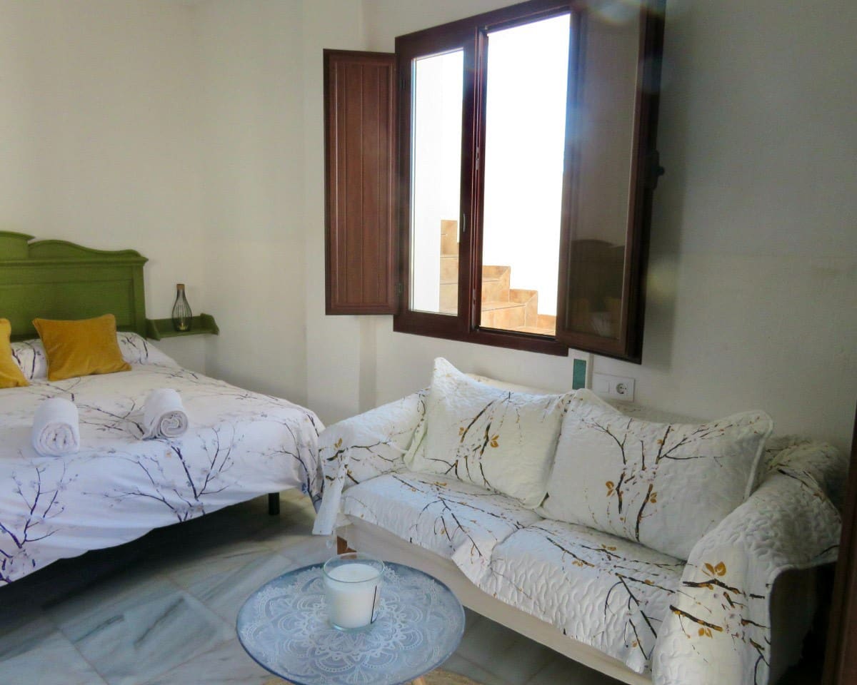 10 slaapkamer Finca/Landhuis te koop in Lucena met zwembad - € 1.200.000 (Ref: 9428141)