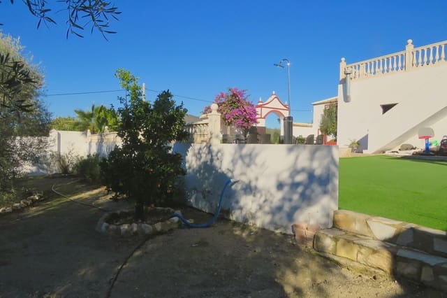 10 quarto Hotel para venda em Lucena com piscina - 1 200 000 € (Ref: 9428141)