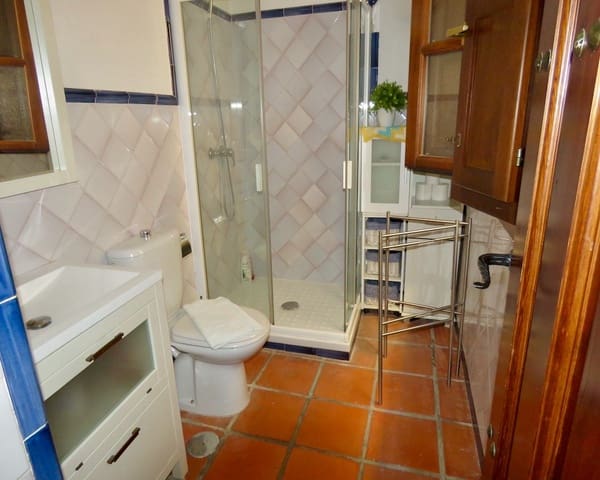 2 soveværelse Lejlighed til salg i Granada by med garage - € 250.000 (Ref: 9428142)