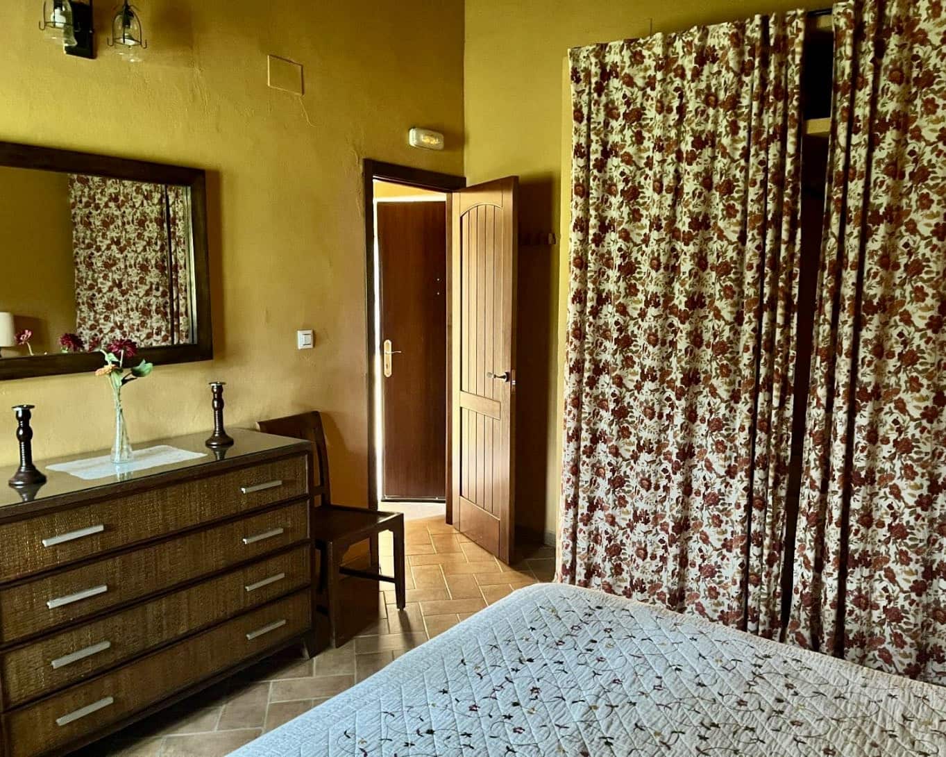 Finca/Casa Rural de 7 habitaciones en El Castillo de las Guardas en venta con piscina - 595.000 € (Ref: 9473297)