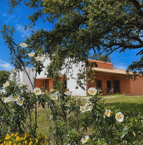 7 makuuhuone Maalaistalo myytävänä paikassa El Castillo de las Guardas mukana uima-altaan - 595 000 € (Ref: 9473297)