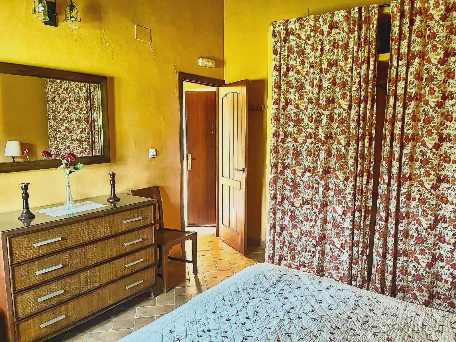 7 sypialnia Finka/Dom wiejski na sprzedaż w El Castillo de las Guardas z basenem - 595 000 € (Ref: 9473297)