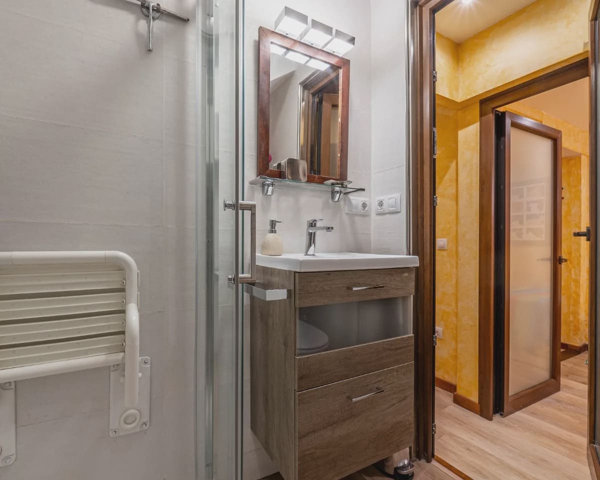 Casa de 3 habitaciones en Granada ciudad en venta - 670.000 € (Ref: 9534737)