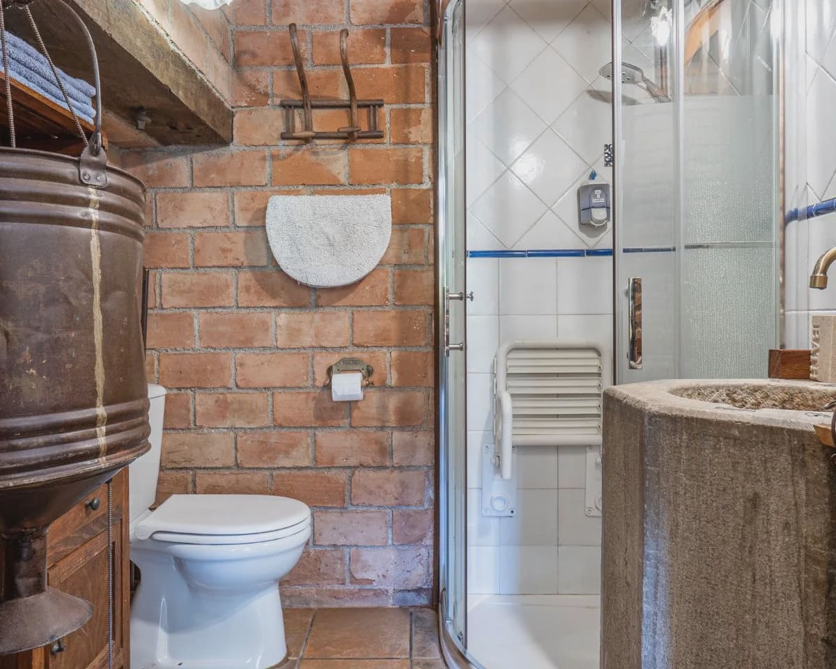 Casa de 3 habitaciones en Granada ciudad en venta - 670.000 € (Ref: 9534737)